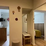 And Renewed 1 Bedroom At Campolide * Lisbon